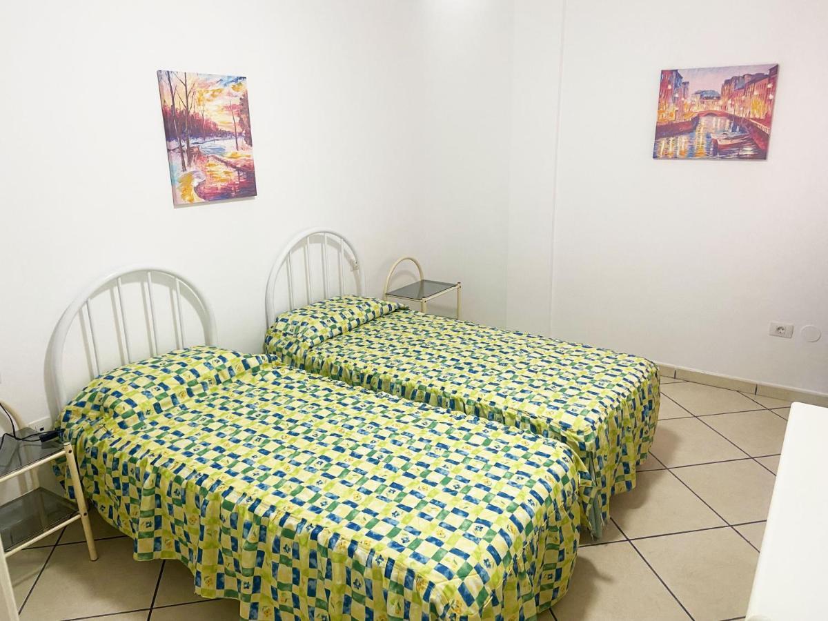 Grande Appartamento Tenerife Los Abrigos Bagian luar foto